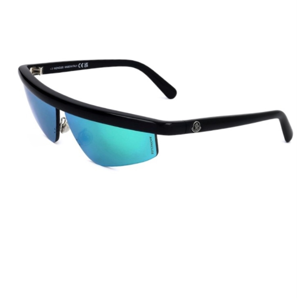 Authentic Moncler Shield Sunglasses with original cloth and case
